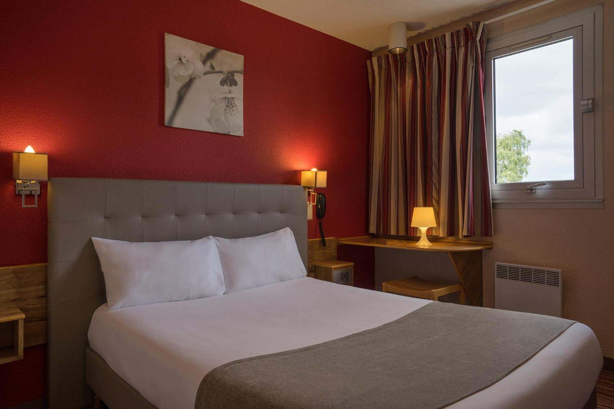 Contact Hotel Solana, Niort Mendesfrance Екстер'єр фото