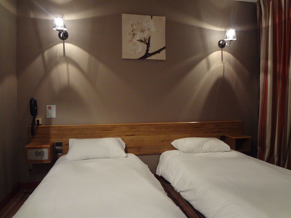 Contact Hotel Solana, Niort Mendesfrance Екстер'єр фото